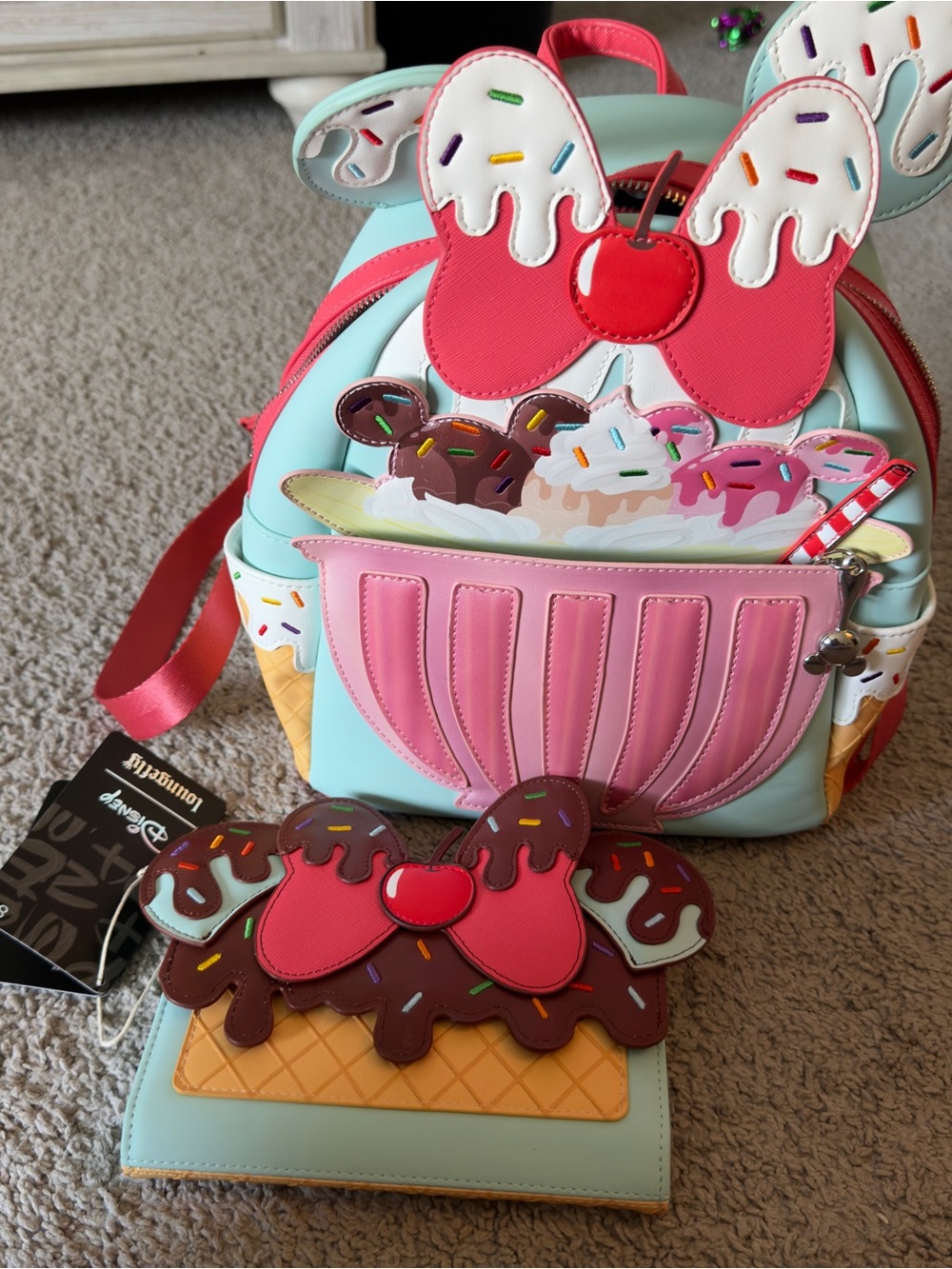 RARE Disney Loungefly Minnie Mouse Sweet treats ice cream backpack set